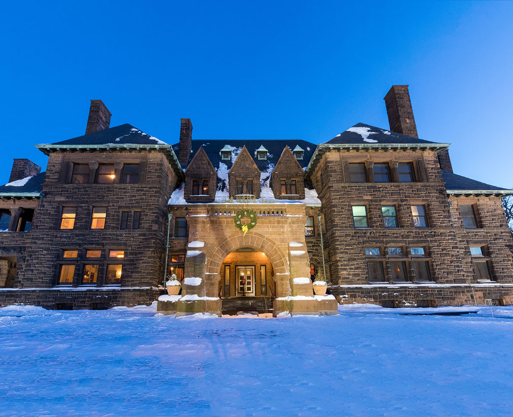 James J. Hill House, Holidays on the Hill