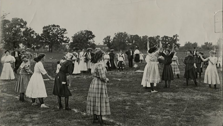 Photo by C. J. Hibbard & Company in North Commons Park, Minneapolis.